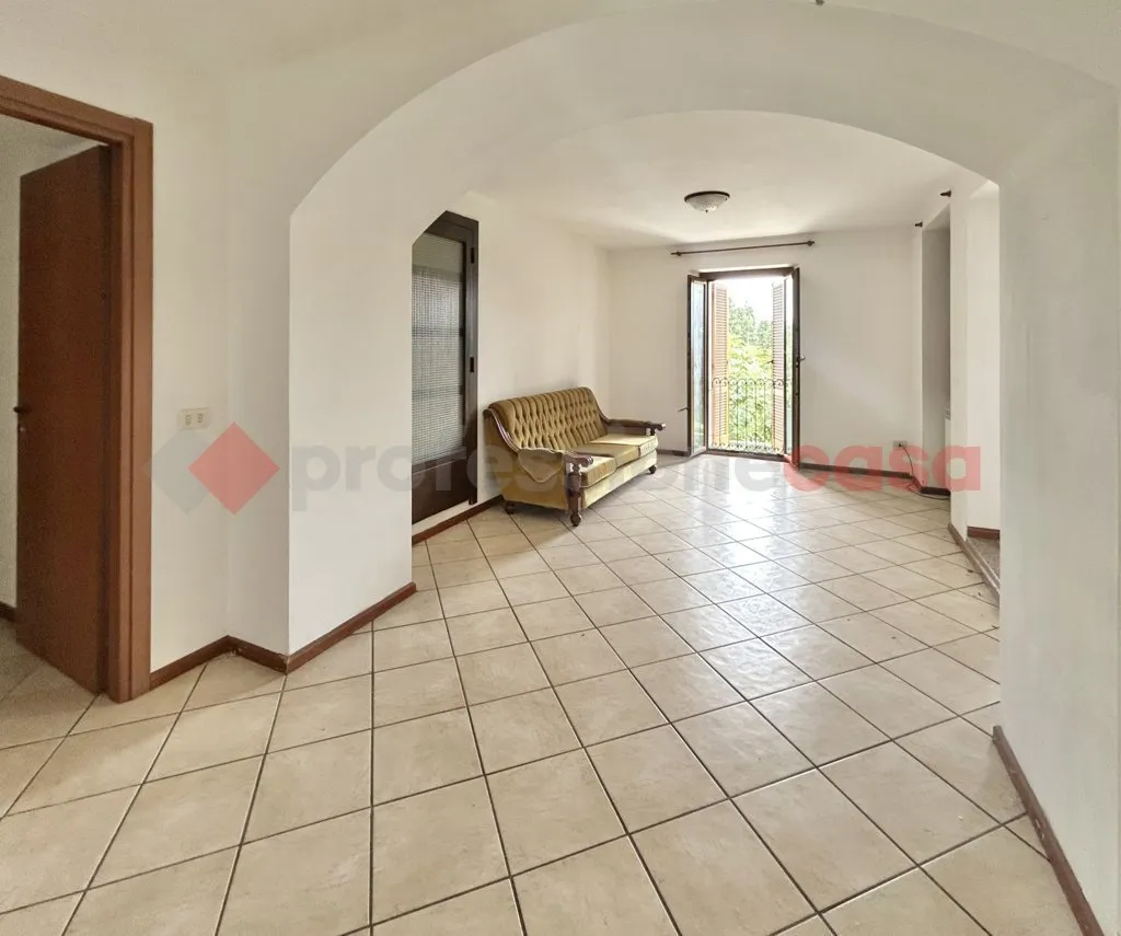 Appartamento in vendita ad Arona - foto 2