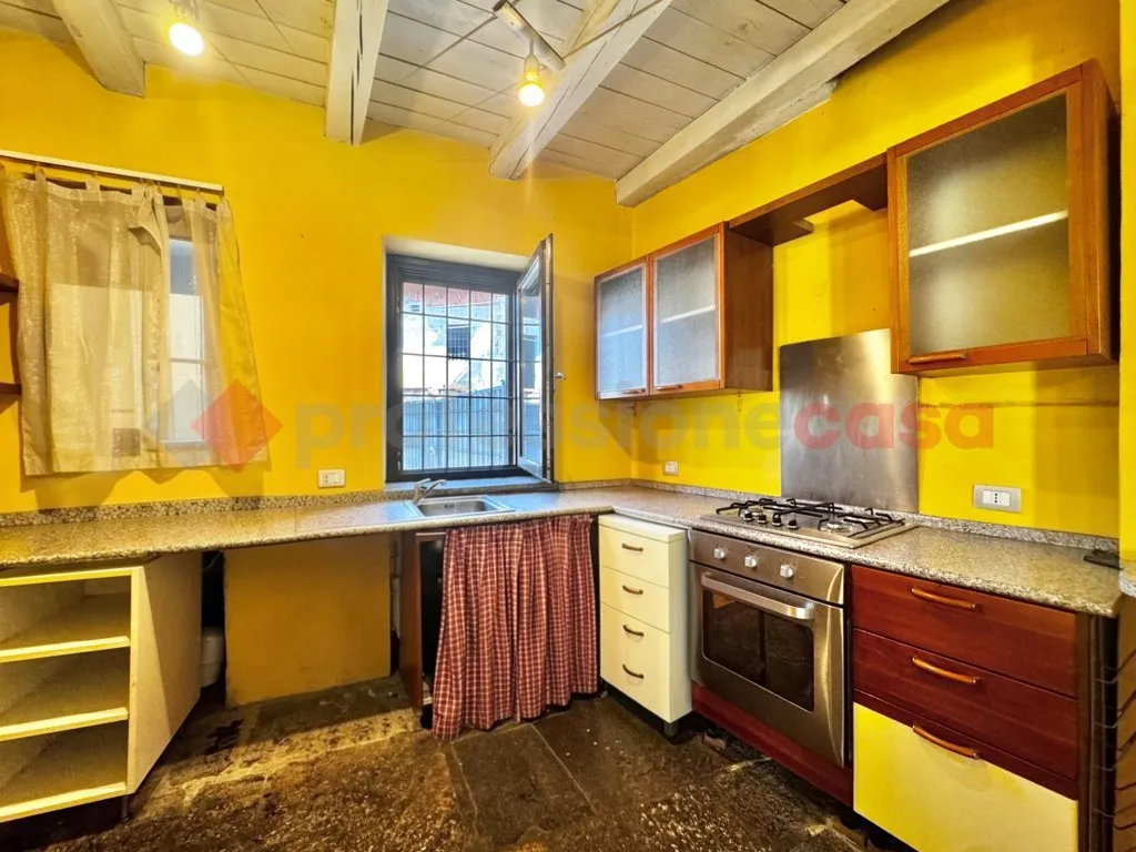 Casa Indipendente in vendita ad Arona - foto 5