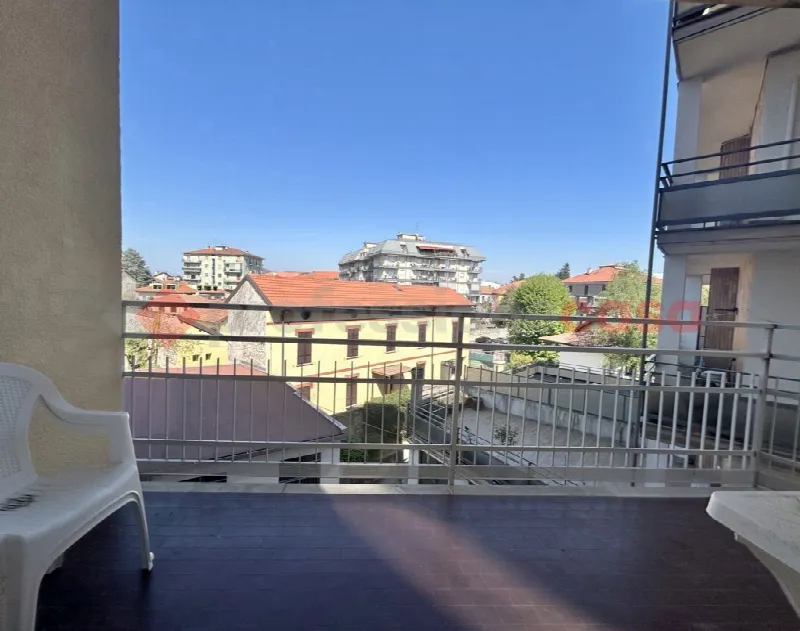 Appartamento in vendita a Arona - foto 1