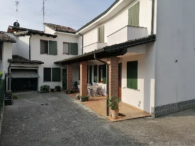 Casa Indipendente a Pandino