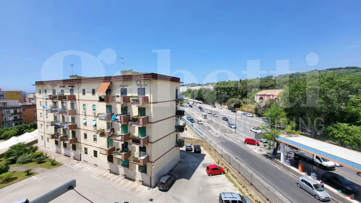 Appartamento in vendita a Napoli, Fuorigrotta, Bagnoli - foto 2