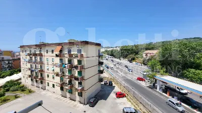 Appartamento in vendita a Napoli, Fuorigro... - foto 2