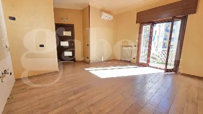 Appartamento in vendita a Napoli, Fuorigro... - foto 3