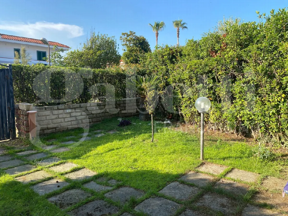 Villetta a schiera in vendita a Cellole - foto 3