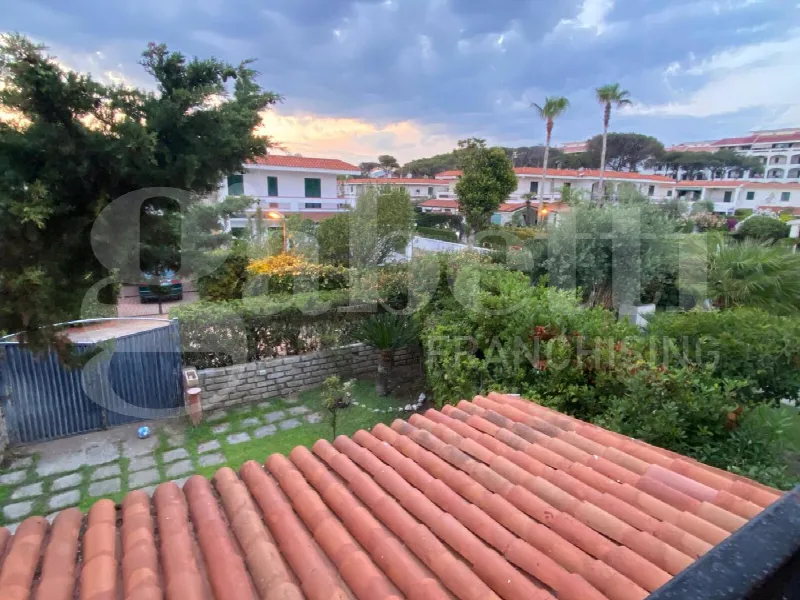 Villetta a schiera in vendita a Cellole - foto 4