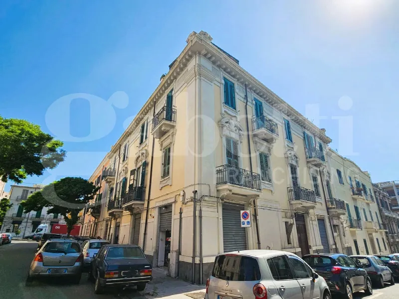 Appartamento in vendita a Messina, Centro - foto 1