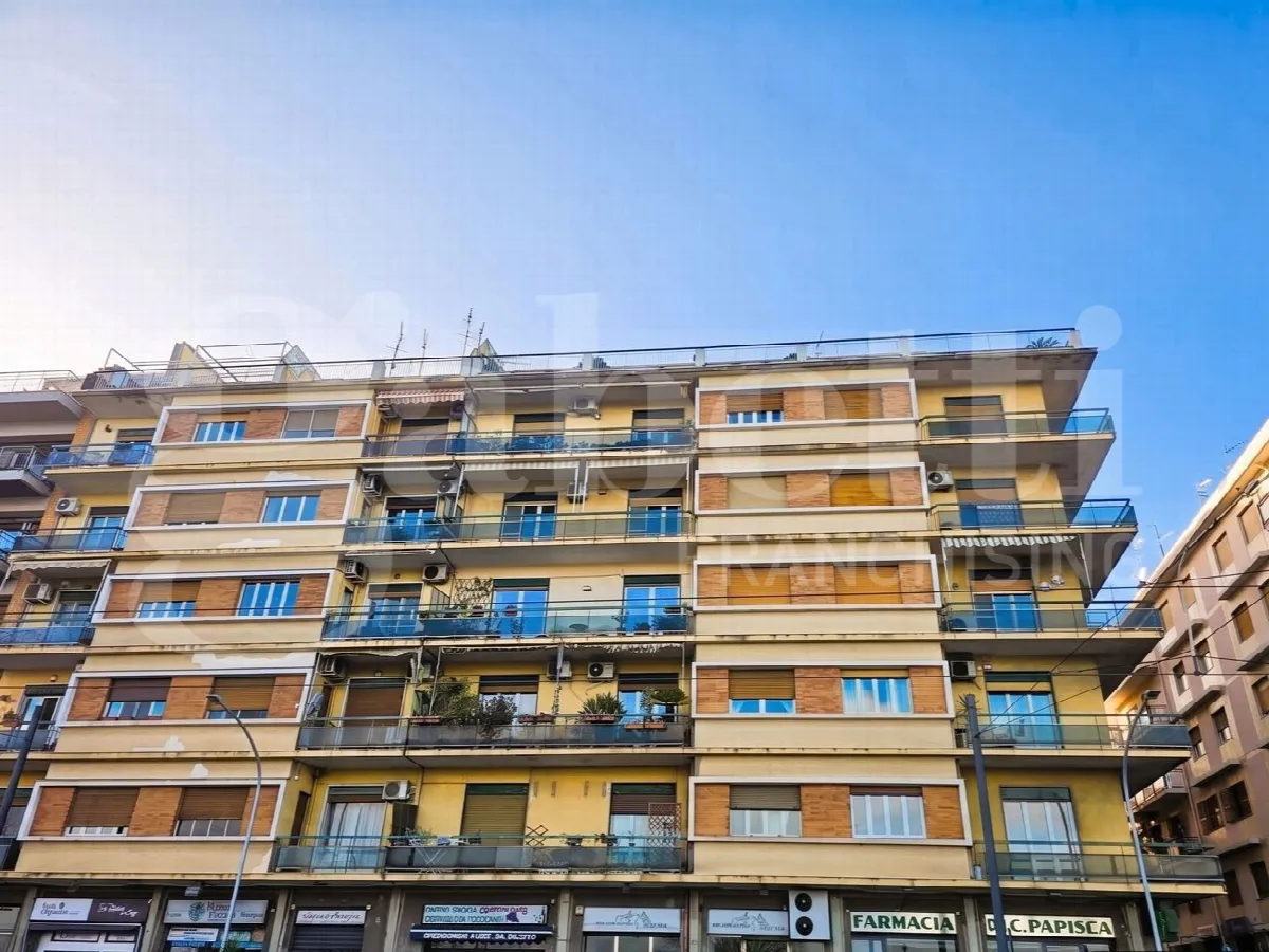 Appartamento in vendita a Messina, Centro - foto 2