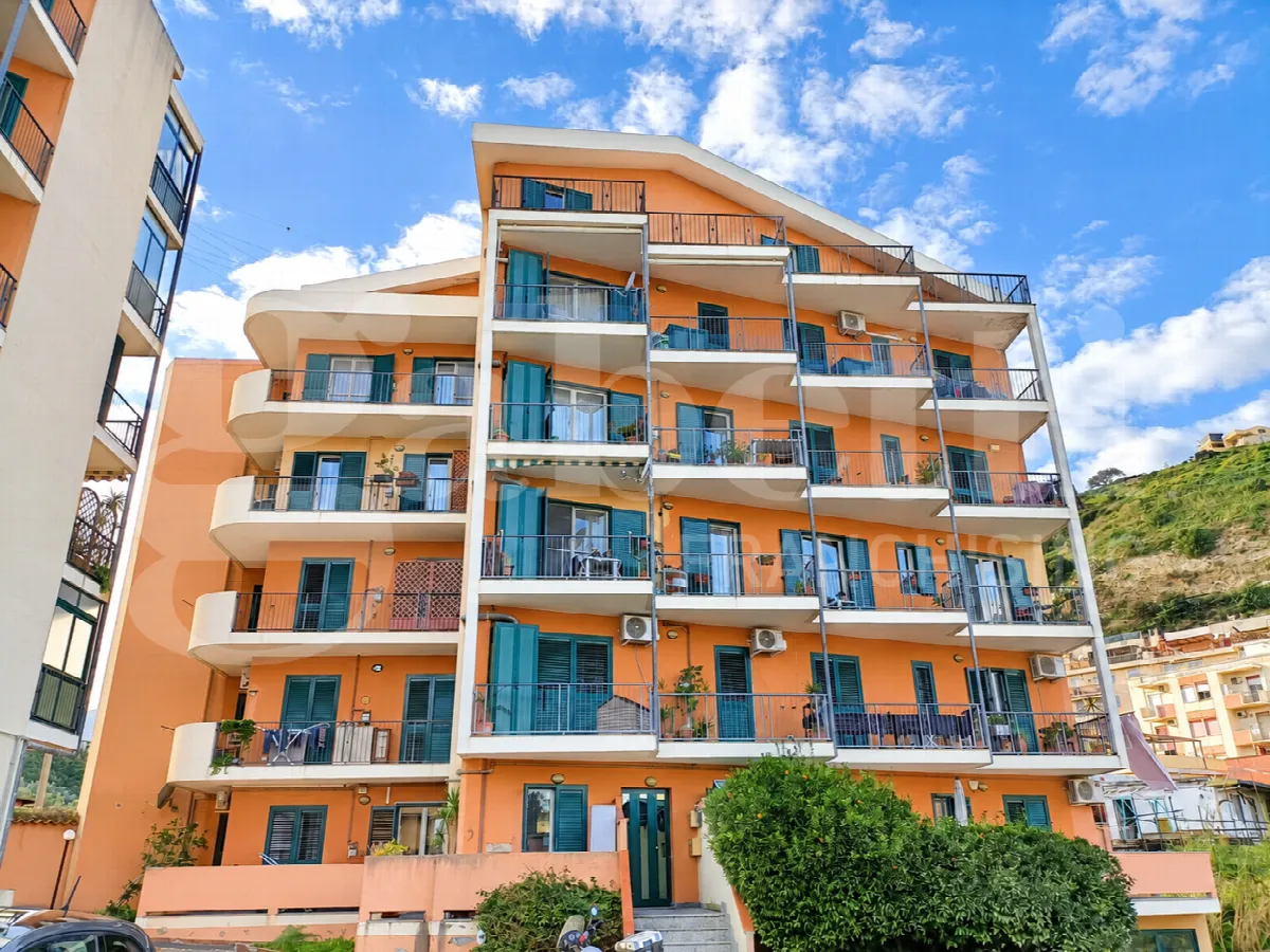 Appartamento in vendita a Messina, Villaggio Santo, Camaro, Gazzi - foto 2
