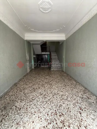 Ufficio in vendita a Bari, Borgo antico, m... - foto 2