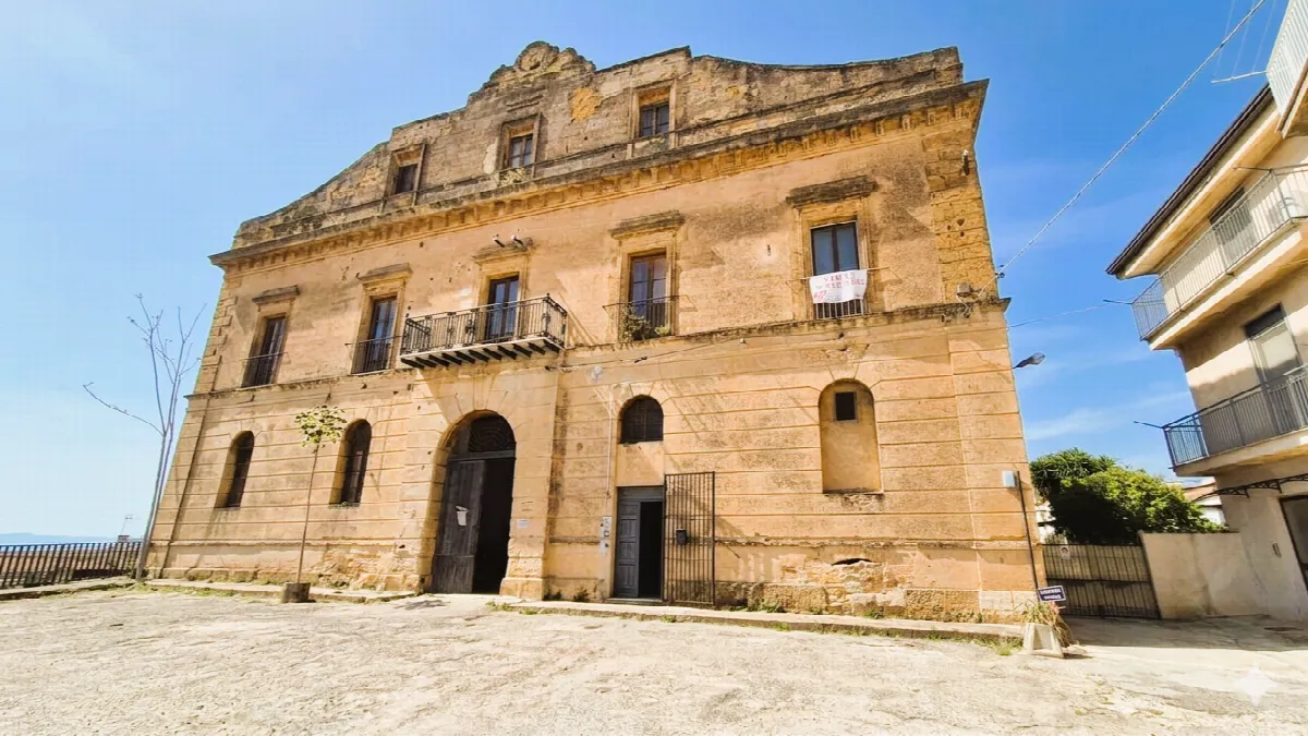 Palazzo/Stabile in vendita ad Aragona - foto 2