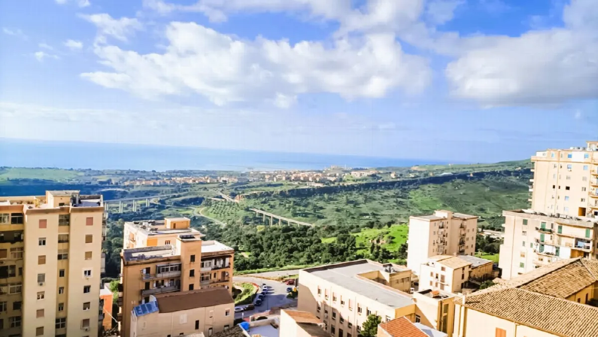 Appartamento in vendita ad Agrigento, Centro Storico - foto 2
