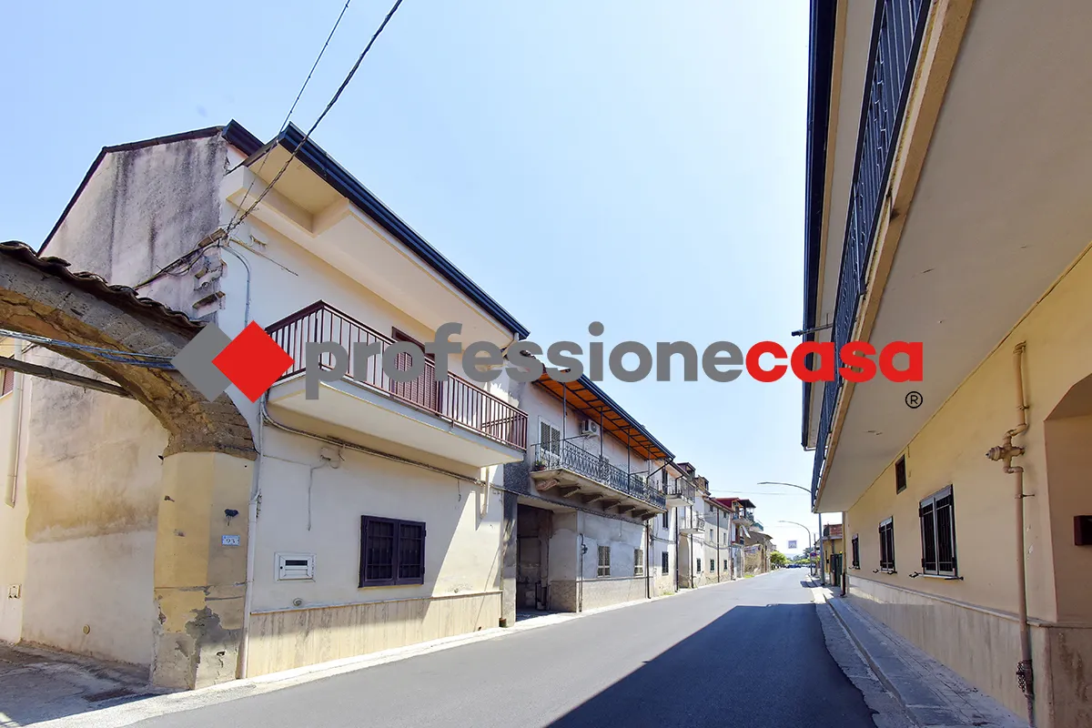 Casa Indipendente in vendita a San Nicola la Strada - foto 2