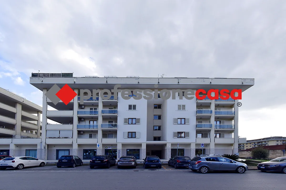 Appartamento in vendita a San Nicola la Strada - foto 4