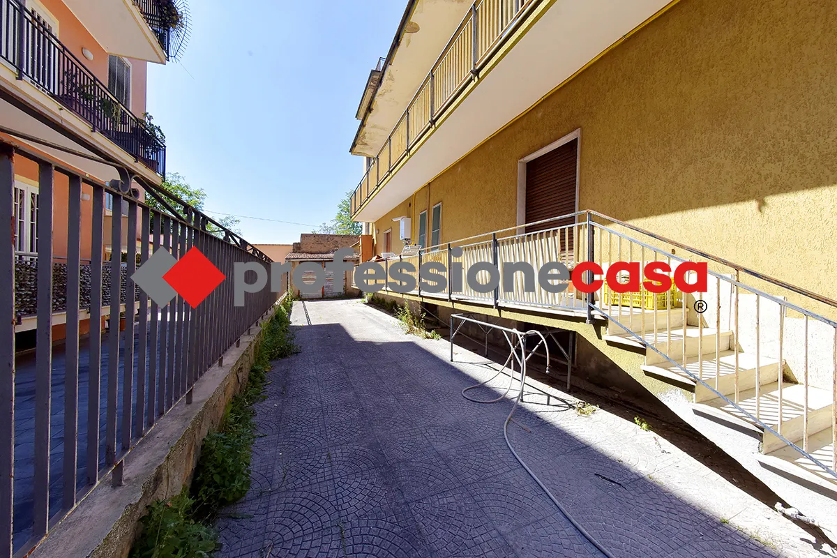 Appartamento in vendita a San Nicola la Strada - foto 2