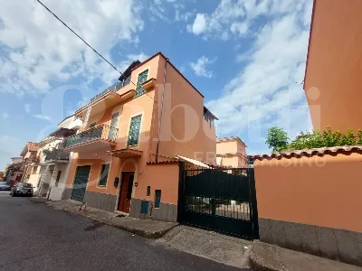 Casa Indipendente in vendita a Albano Lazi... - foto 1