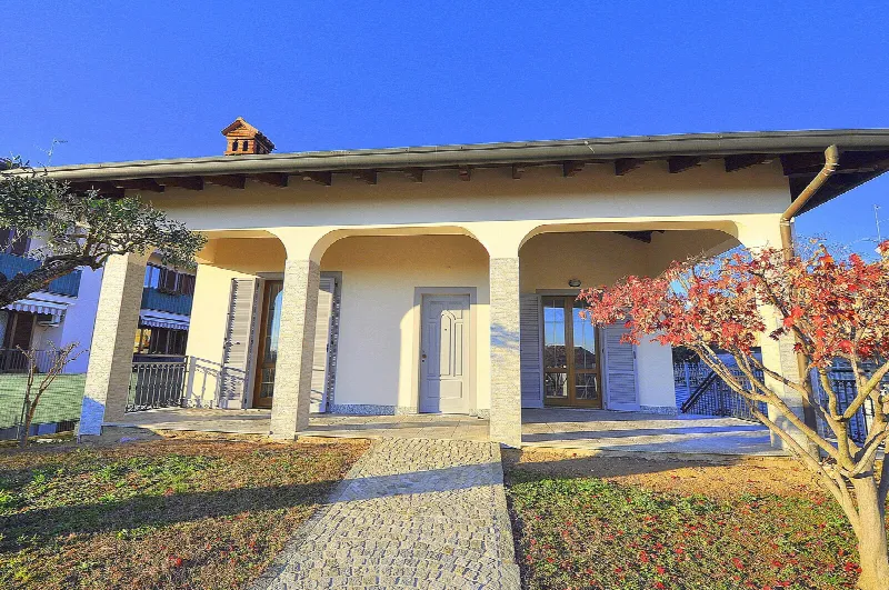 Villa in vendita a Bernate Ticino - foto 1