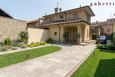 Villa in vendita a Magenta - foto 1
