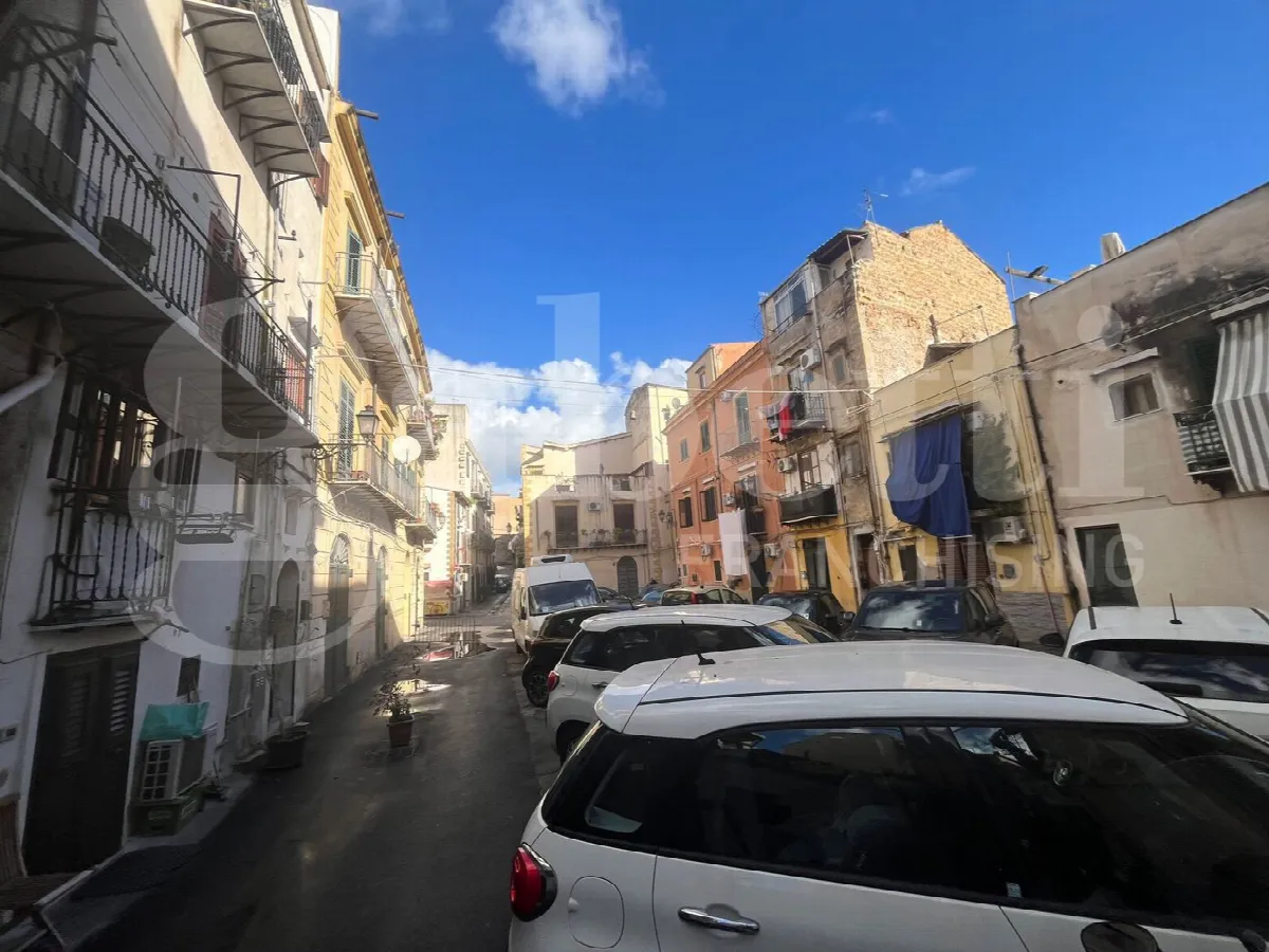 Appartamento in vendita a Palermo, Centro Storico - foto 2