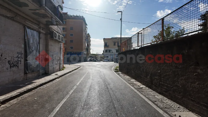 Appartamento in vendita a Napoli, Barra, Ponticelli, San Giovanni A Teduccio - foto 1