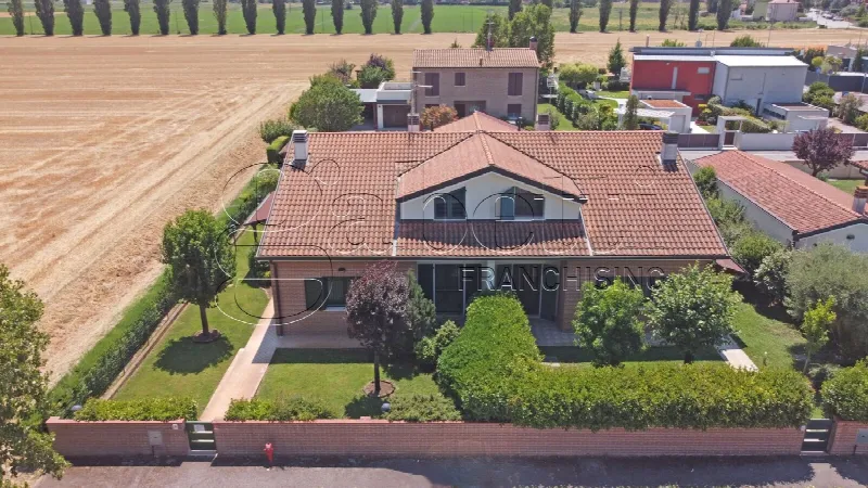 Casa Indipendente in vendita a Ferrara, Cona, Villanova, Pontegradella - foto 1