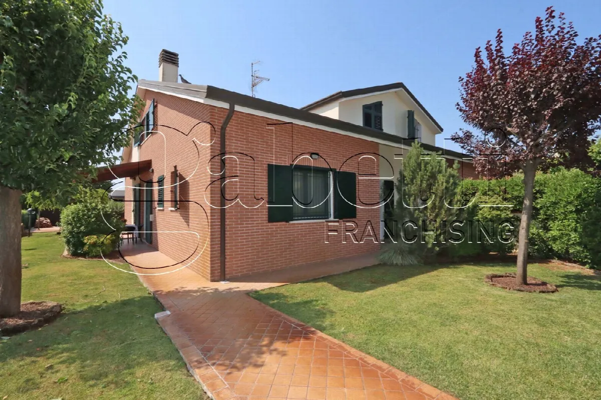 Casa Indipendente in vendita a Ferrara, Cona, Villanova, Pontegradella - foto 2