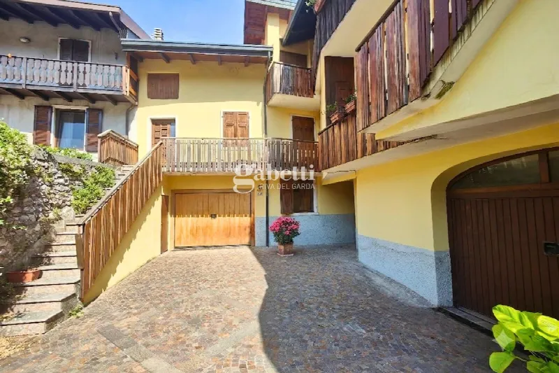 Casa Indipendente in vendita a Nago-Torbole - foto 1