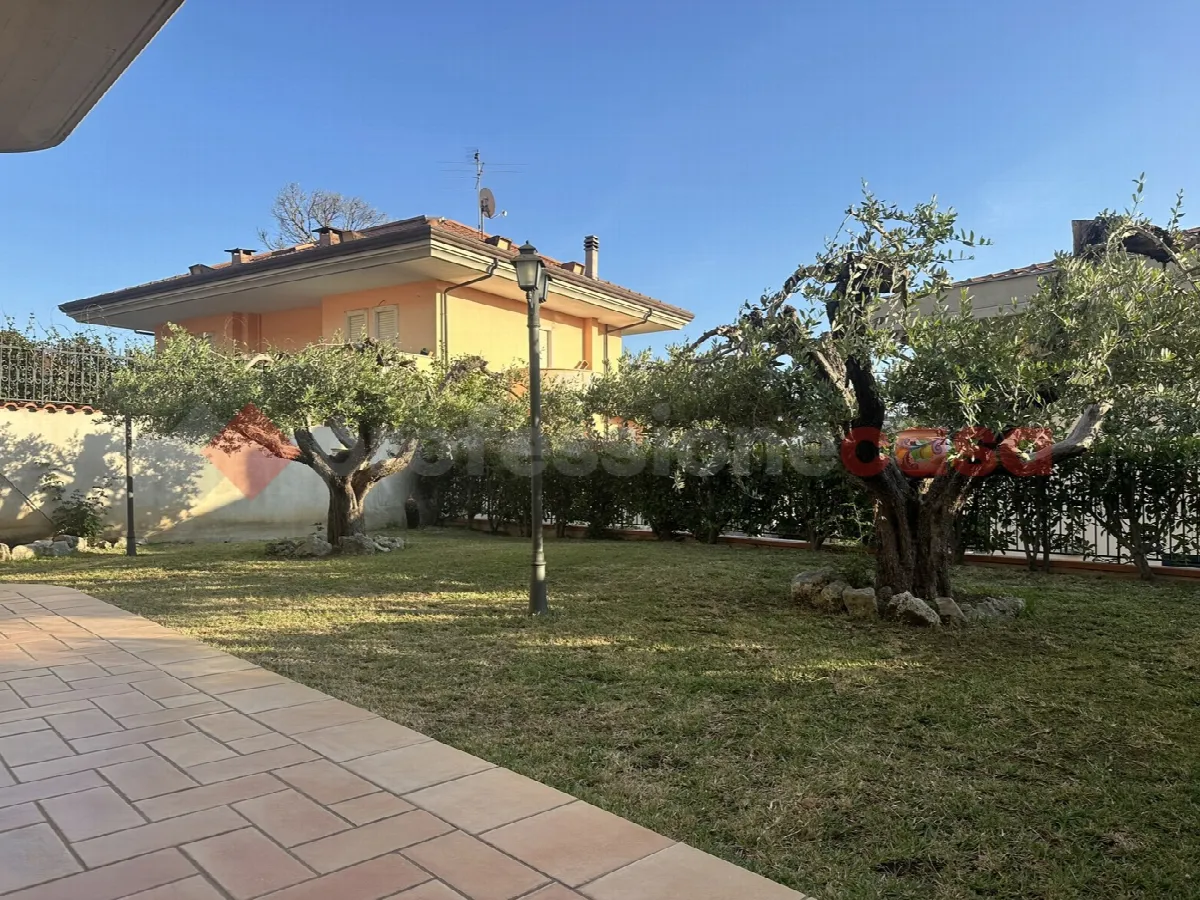 Casa Indipendente in vendita a Formia - foto 3