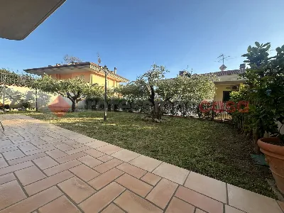 Casa Indipendente in vendita a Formia - foto 4