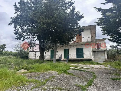 Casa Indipendente a Sessa Aurunca