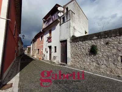 Casa Indipendente a San Potito Sannitico