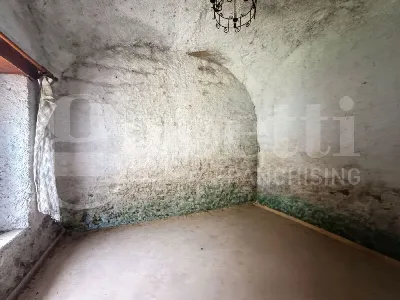 Casa Indipendente in vendita a Castel Camp... - foto 8