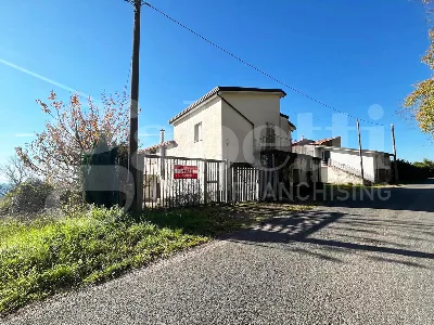 Casa Indipendente a Gioia Sannitica