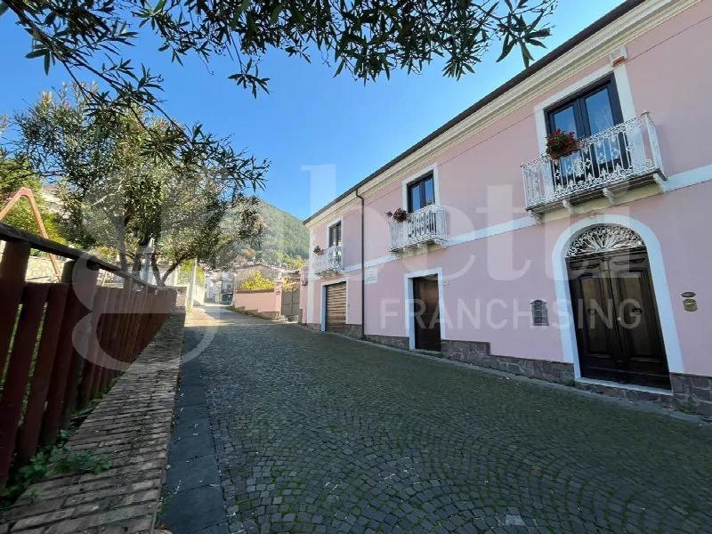 Villa in vendita a Raviscanina - foto 2