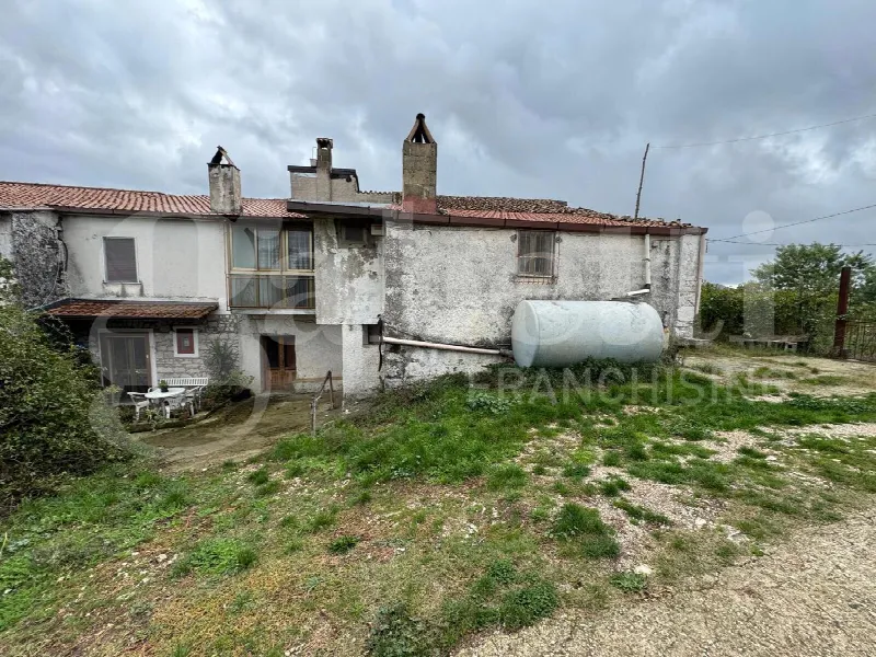 Casa Indipendente in vendita a Liberi - foto 3