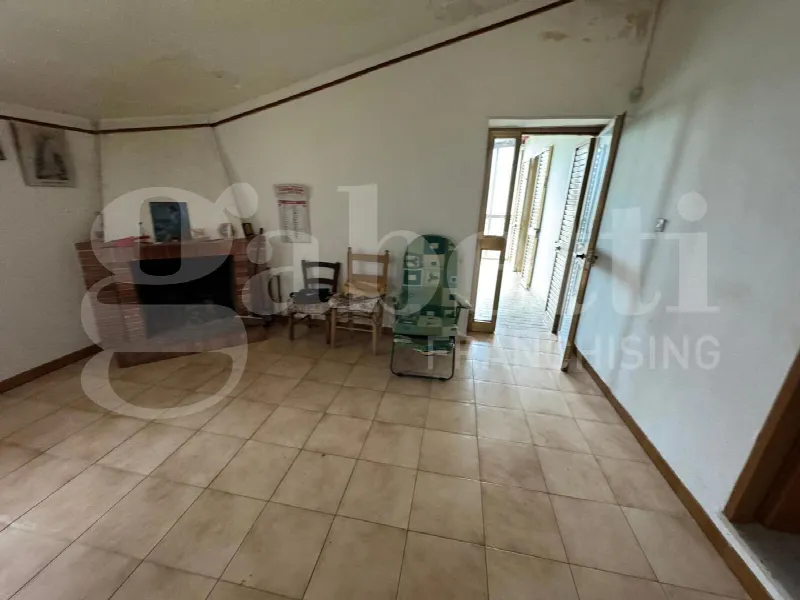Casa Indipendente in vendita a Liberi - foto 6
