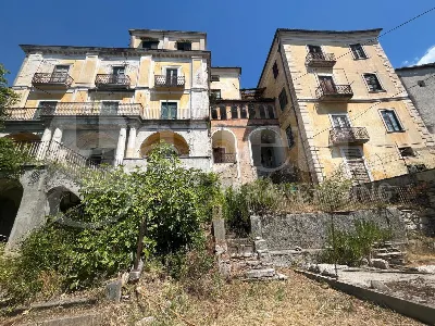 Palazzo/Stabile in vendita a Piedimonte Ma... - foto 1