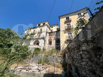 Palazzo/Stabile in vendita a Piedimonte Ma... - foto 2
