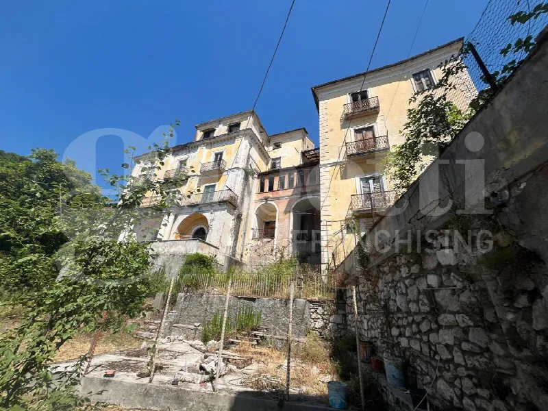 Palazzo/Stabile in vendita a Piedimonte Matese - foto 2