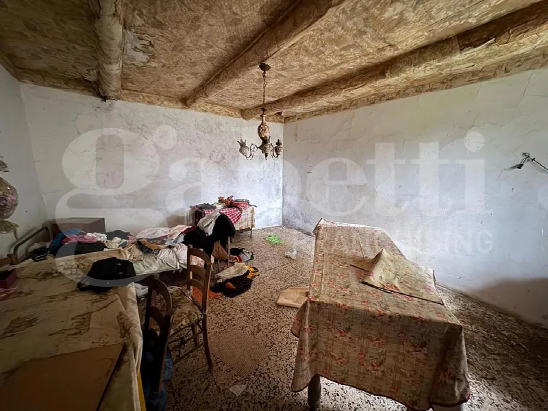 Rustico/Casale in vendita a Liberi - foto 7