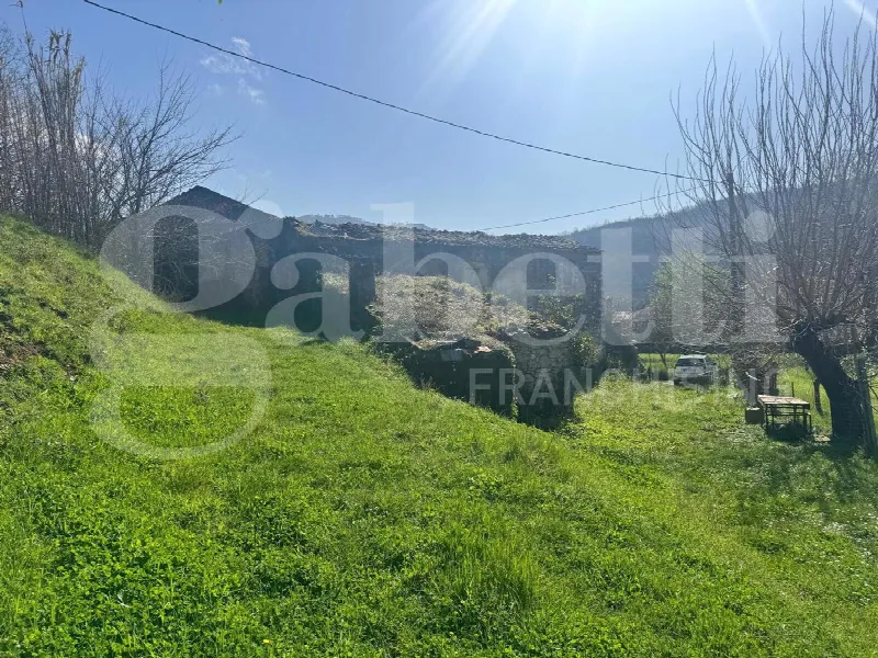Rustico/Casale in vendita a Pratella - foto 4