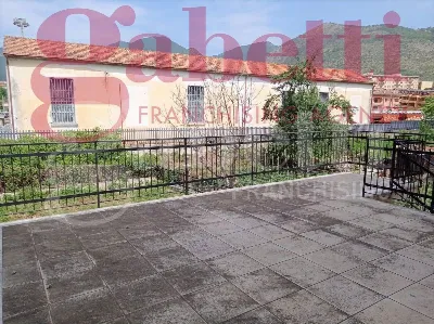 Palazzo/Stabile in vendita a Piedimonte Ma... - foto 5