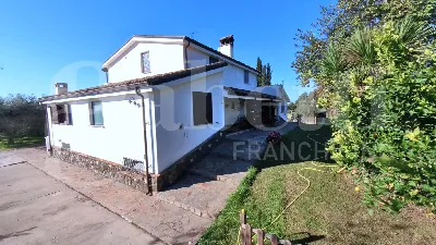 Villetta a schiera in vendita a Aprilia - foto 2