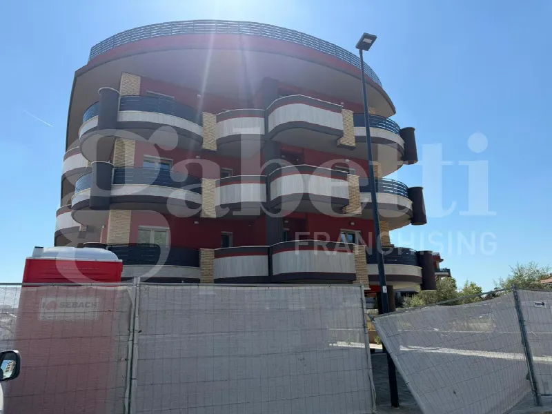 Appartamento in vendita a Aprilia - foto 2