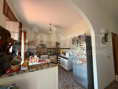Palazzo/Stabile in vendita a Aprilia - foto 8