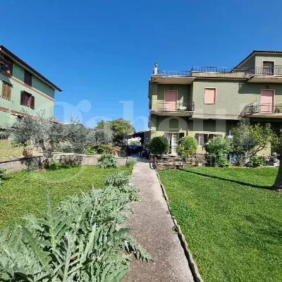 Palazzo/Stabile in vendita a Aprilia - foto 4