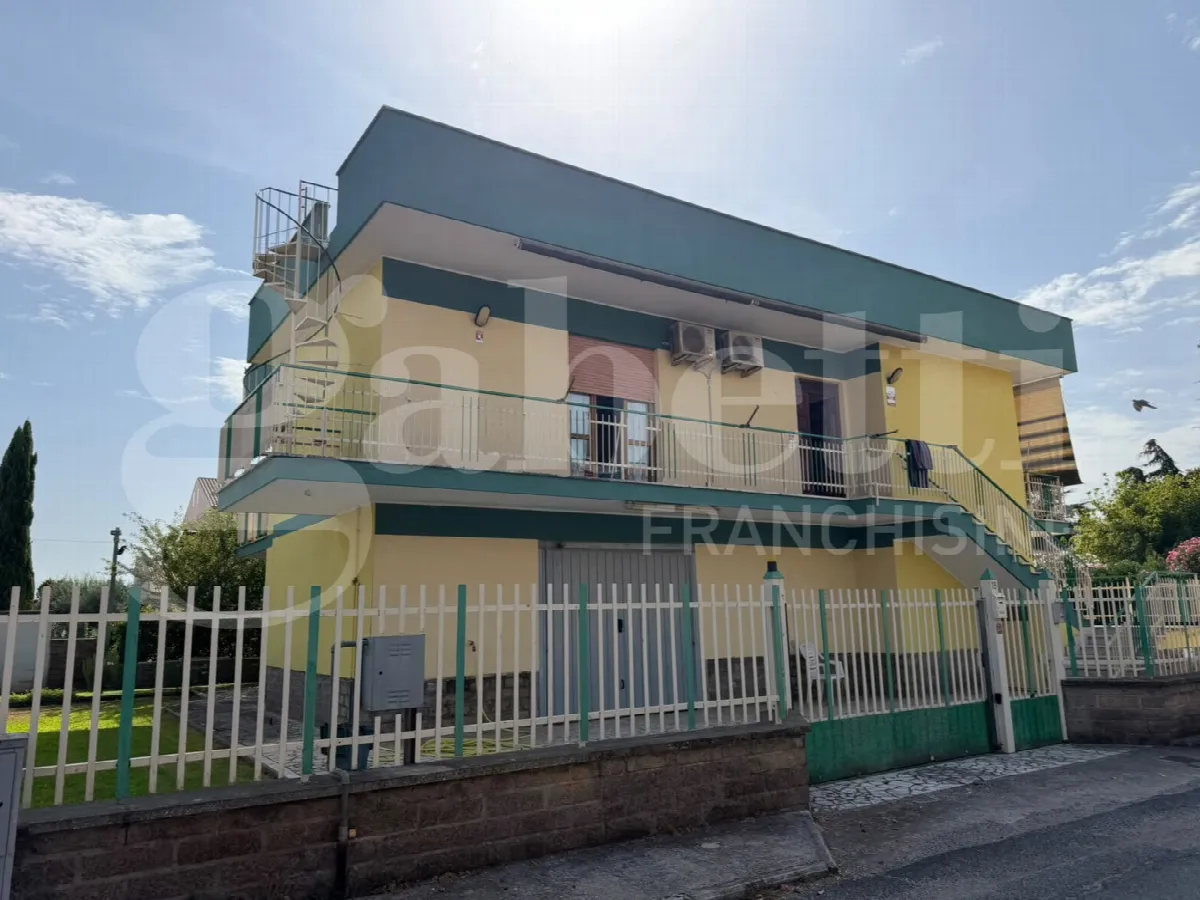 Casa Indipendente in vendita a Aprilia - foto 2