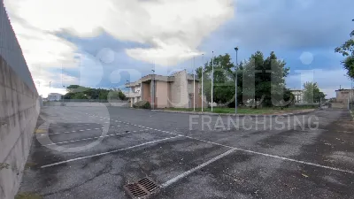 Palazzo/Stabile in vendita ad Aprilia - foto 10
