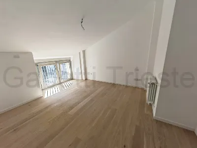 Appartamento in vendita a Trieste, Largo b... - foto 3