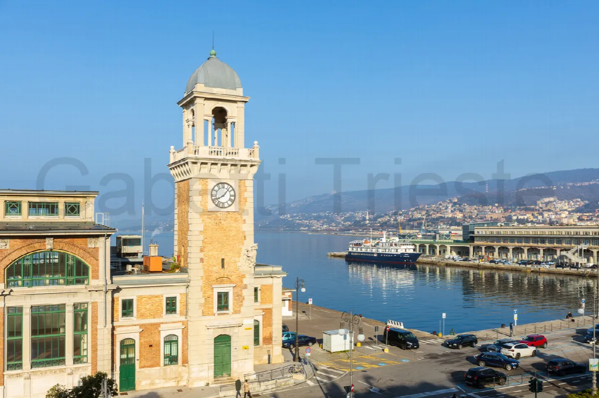 Appartamento in vendita a Trieste, Centro - foto 2