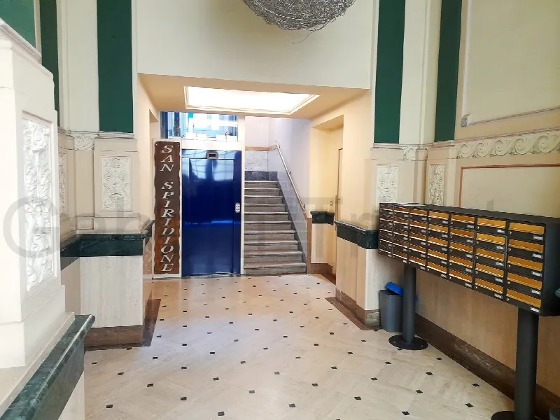 Appartamento in vendita a Trieste, Centro - foto 2